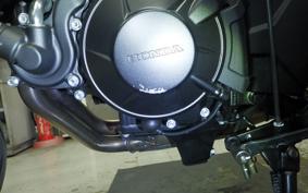 HONDA CB750 HORNET 2025 RH24