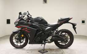 YAMAHA YZF-R3 2017 RH07J