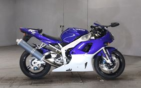 YAMAHA YZF-R1 2000 RN04
