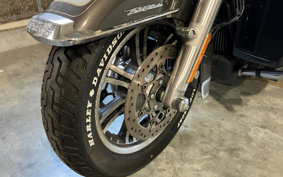 HARLEY FLHTCUTG TRI GLI 2023 MAF