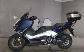 YAMAHA T-MAX 530 DX 2018 SJ15J