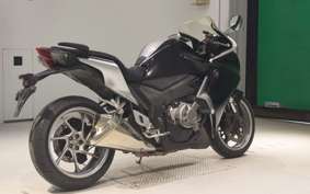 HONDA VFR1200F DCT 2011 SC63