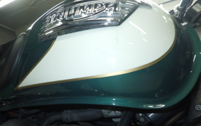 TRIUMPH BONNEVILLE T100 2011