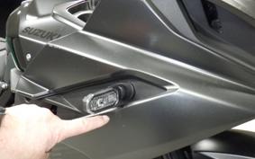 SUZUKI GSX-8R 2025 EM1AA