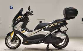 YAMAHA N-MAX 2001 SE86J