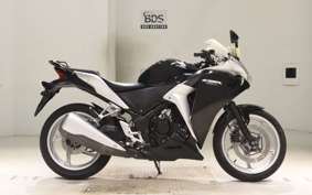HONDA CBR250R GEN 3 1999 MC41