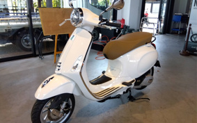 VESPA PRIMA BEIGE RA125