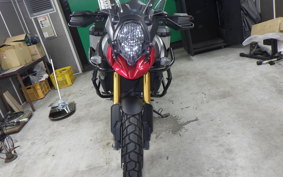 SUZUKI Vｽﾄﾛｰﾑ1000A 2015 VU51A