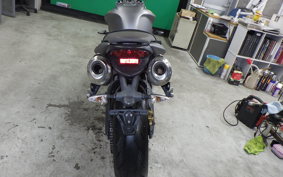 TRIUMPH STREET TRIPLE R 2014