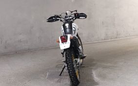 YAMAHA SEROW 250 DG17J