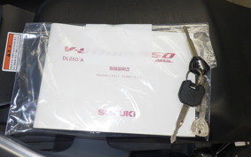 SUZUKI Vｽﾄﾛｰﾑ250A