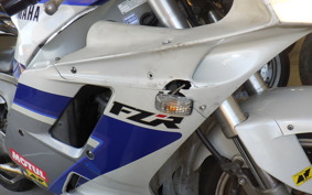 YAMAHA FZR1000 1991 3GM