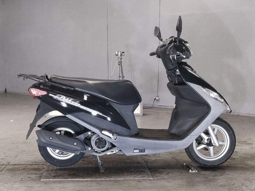 Фото Suzuki ADDRESS V125 с японского аукциона