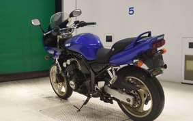 YAMAHA FZS600 FAZER 2003