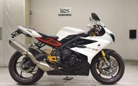 TRIUMPH DAYTONA 675 R 2015