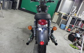 TRIUMPH BONNEVILLE T100 2011