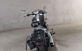 YAMAHA XVS1300CA STRIKER 2012 VP33