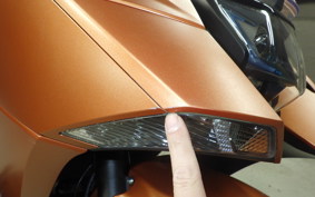 HONDA NM4 VULTUS -01 2020