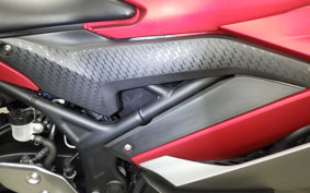 YAMAHA YZF R-3 2019 RH13J