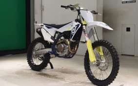 HUSQVARNA FC450