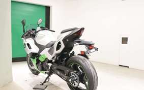 KAWASAKI NINJA7ﾊEVEﾘｯﾄﾞ 2025 CX500A