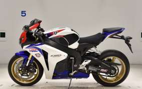 HONDA CBR1000RR Gen. 2 2001 SC59