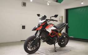 DUCATI HYPERMOTARD 820 SP 2015