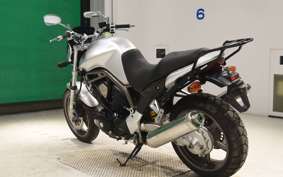 YAMAHA BT1100 2002