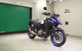 SUZUKI Vｽﾄﾛｰﾑ650XTA 2026 C733M