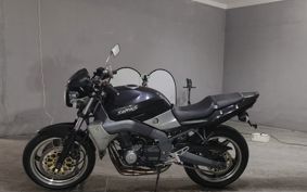 KAWASAKI ZANZAS 1995 ZR400D