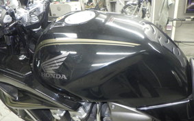HONDA CB1300SB SUPER BOLDOR A 2011 SC54