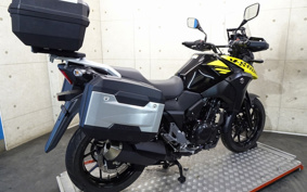 SUZUKI STROM 250 DS11A
