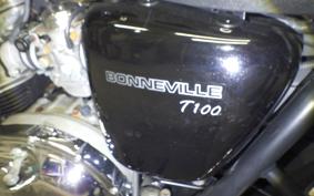 TRIUMPH BONNEVILLE T100 2006