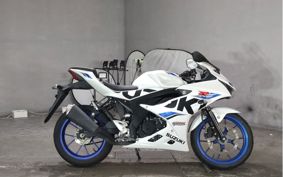 SUZUKI GSX-R125 DL33B
