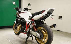 HONDA CB1300SF SUPER FOUR Gen. 3 2021 SC54