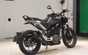 HUSQVARNA SVARTPILEN 401 2021