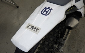 HUSQVARNA TE150I