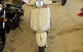 VESPA PRIMAVERA 125