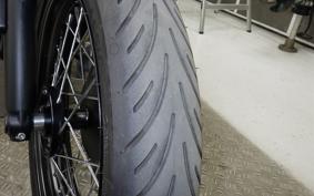 TRIUMPH BONNEVILLE T100 2023