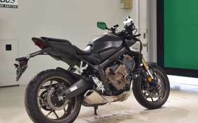 HONDA CB650R E-Clutch 2025 RH17