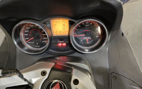 GILERA GP800 2011 ..