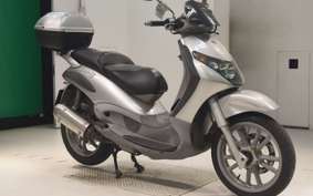 PIAGGIO BEVERLY 200