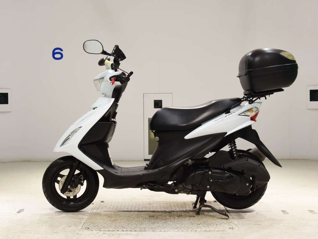 Фото Suzuki ADDRESS V125 S 2016 с японского аукциона
