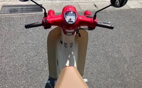 HONDA SUPER CUB 110 HELLOKITTY JA59