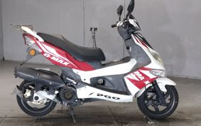 PGO G-MAX200 ..