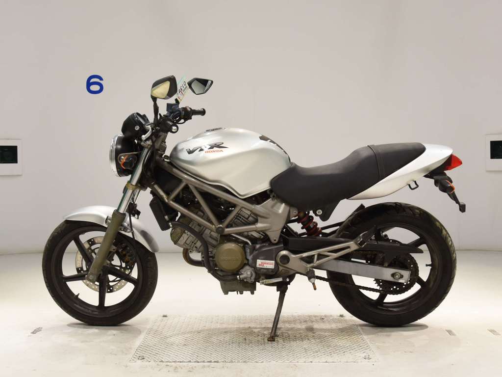 Фото Honda VTR 250 1998 с японского аукциона