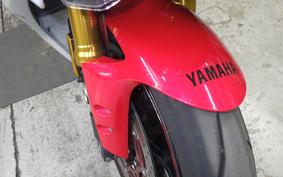 YAMAHA YZF-R1 2016
