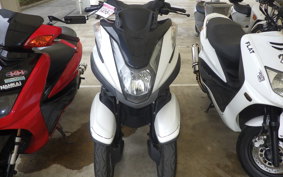 YAMAHA TRICITY 125 2000 SE82J