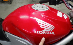 HONDA VTR 250 Gen. 2 2026 MC33