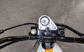 SUZUKI GLASS TRACKER BIG BOY NJ47A